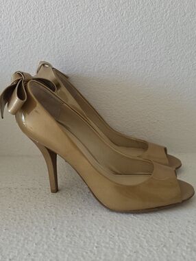 Enzo Angiolini Bow Pump-Size 7